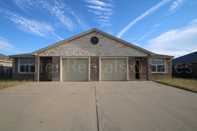 1209 Cavalry Ln