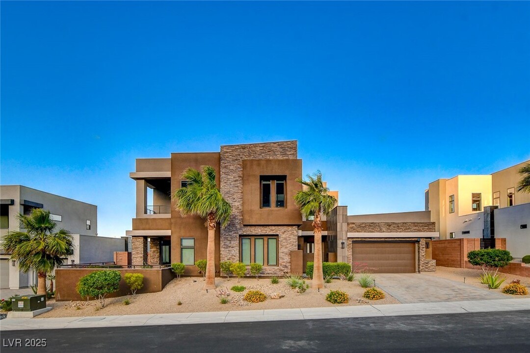 4056 Desert Trce Ct in Las Vegas, NV - Building Photo