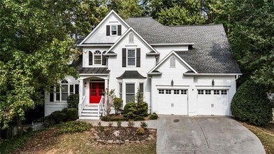 330 Summerlin Dr in Alpharetta, GA - Foto de edificio - Building Photo