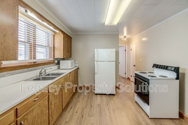 property at 612 N 19th St