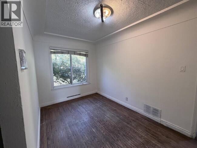 81xx Oak St in Vancouver, BC - Building Photo - Building Photo