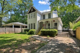 1142 Lonetia St SE in Atlanta, GA - Building Photo - Building Photo