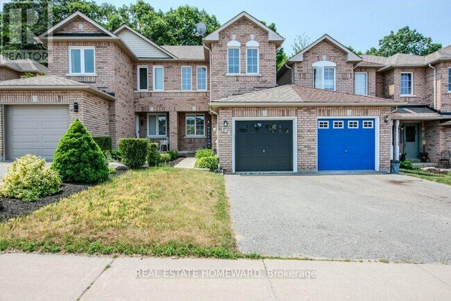 108 Hawthorne Crescent in Barrie, ON - Building Photo - Building Photo