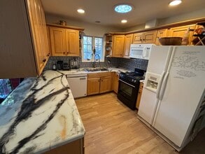 2713 Northcrest Dr in Colorado Springs, CO - Building Photo - Building Photo