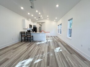 2042 Americus Ave in Pensacola, FL - Building Photo - Building Photo