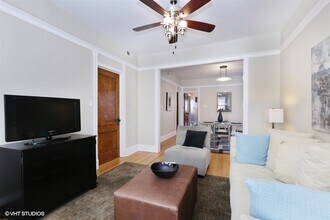 1466 W Summerdale Ave in Chicago, IL - Building Photo - Building Photo