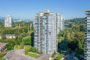 Nahanni Apartments