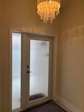 210 Canterbury Dr W in Palm Beach Gardens, FL - Building Photo - Building Photo
