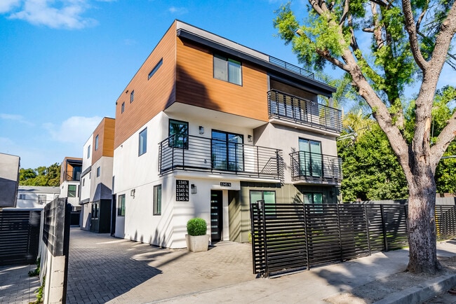 property at 1345 Seward St