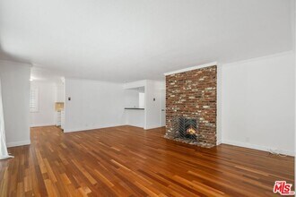404 San Vicente Blvd in Santa Monica, CA - Building Photo - Building Photo