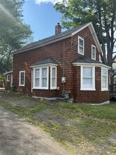 43 Clarke St in Binghamton, NY - Building Photo - Building Photo