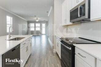9644 Little Bluestem Dr in Land O Lakes, FL - Foto de edificio - Building Photo