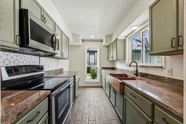 property at 4659 Country Creek Dr