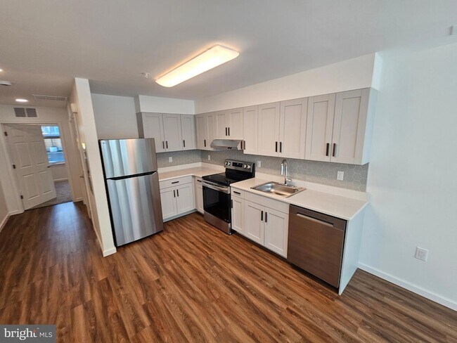 200 Hamilton Ave in Trenton, NJ - Building Photo - Building Photo