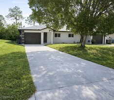 2901 Hightower Ave S in Lehigh Acres, FL - Building Photo