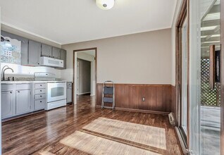 2212 Rose Dr in Columbia, MO - Building Photo - Building Photo