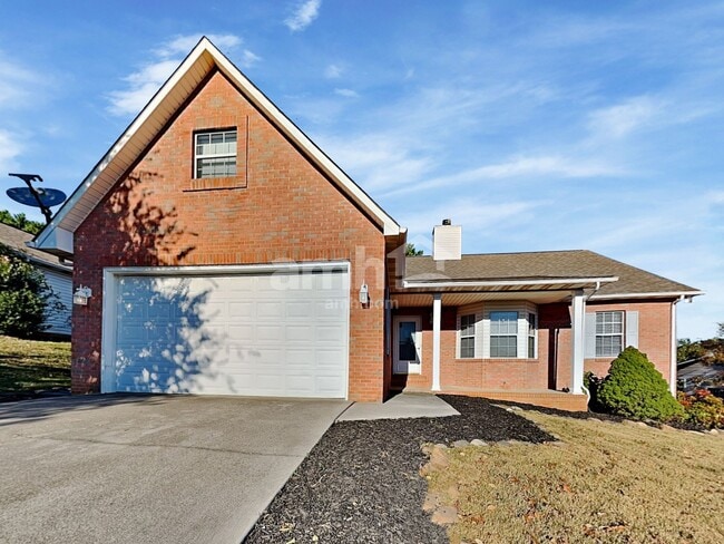 property at 1324 Hunters Way Ct
