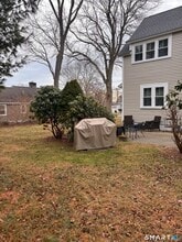 11 Uncas Rd in East Lyme, CT - Building Photo - Building Photo