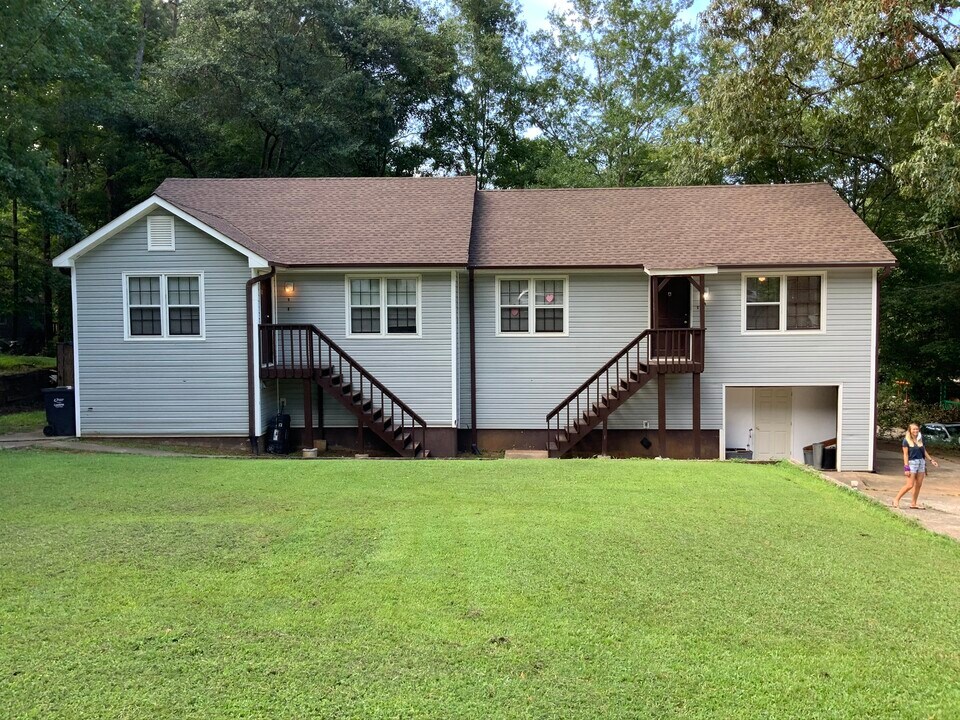 195 N Etowah Dr, Unit A1 in Canton, GA - Building Photo