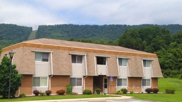 Battleground in Saltville, VA - Building Photo