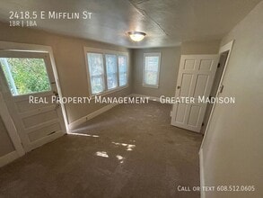 2418.5 E Mifflin St in Madison, WI - Foto de edificio - Building Photo