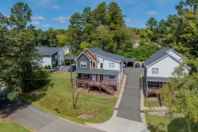 The Lookout in Chapel Hill, NC - Building Photo - Building Photo