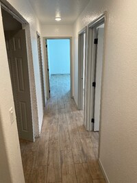 2424 Duntov Dr photo'