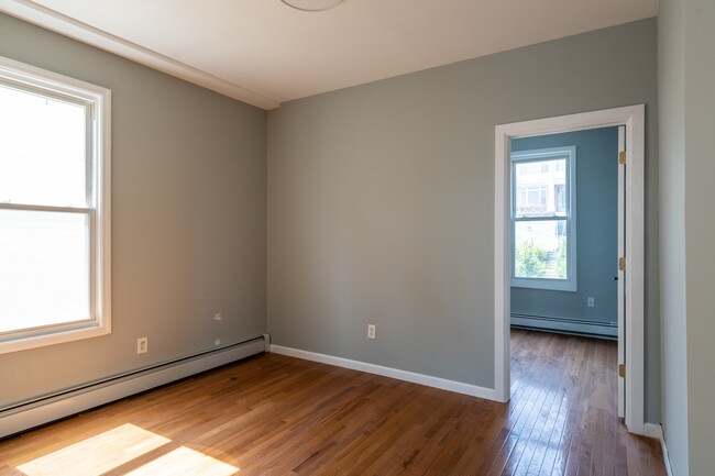 La Vista At Highland Park in Brooklyn, NY - Foto de edificio - Interior Photo