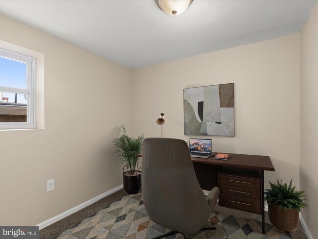 1028 N Eden St in Baltimore, MD - Building Photo - Building Photo