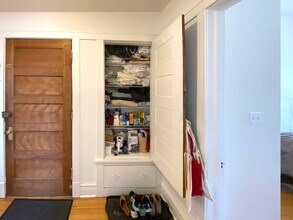 1462 W Leland Ave, Unit 2E in Chicago, IL - Building Photo - Building Photo