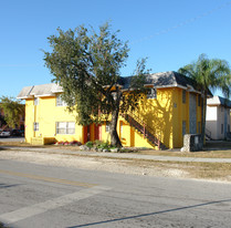 502 NW 2nd St Apartments