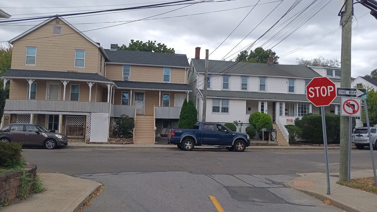 30 Franklin St, Unit 3 in Westport, CT - Foto de edificio