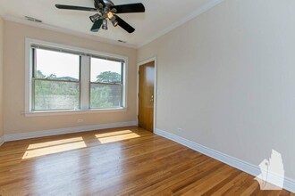 1150 W Waveland Ave, Unit 1212-1214-2 in Chicago, IL - Building Photo - Building Photo