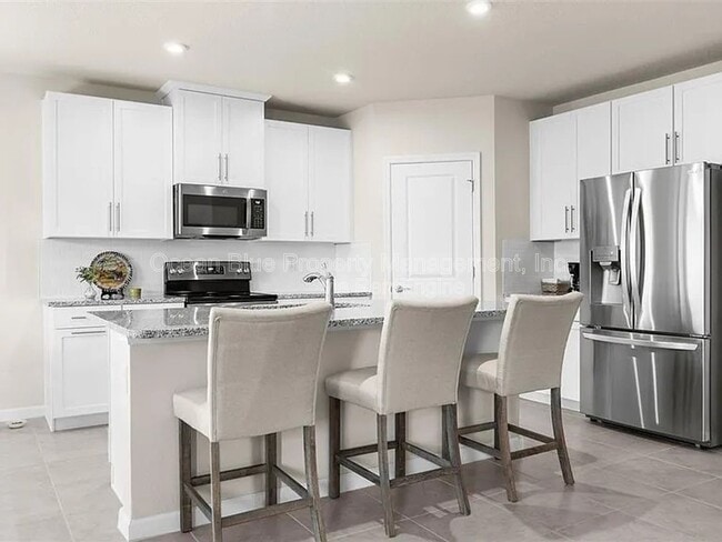 35640 Osprey Perch Ln in Zephyrhills, FL - Building Photo - Building Photo