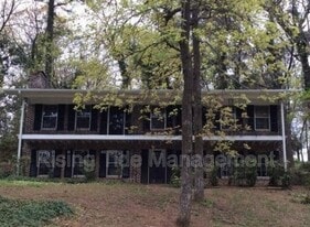 122 Hillside Rd in Bessemer, AL - Building Photo