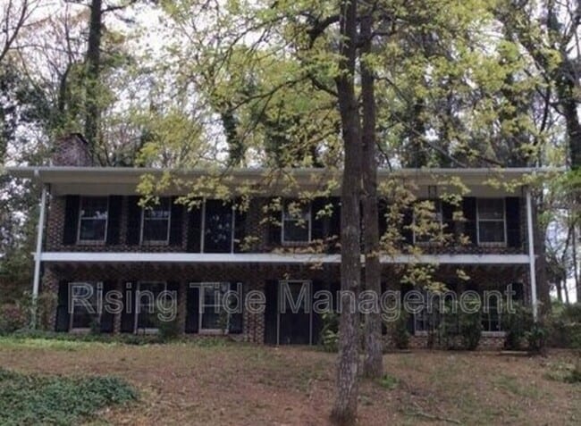 122 Hillside Rd