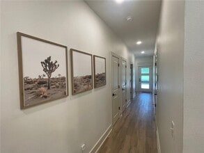 606 W Maple St in Rogers, AR - Building Photo - Building Photo