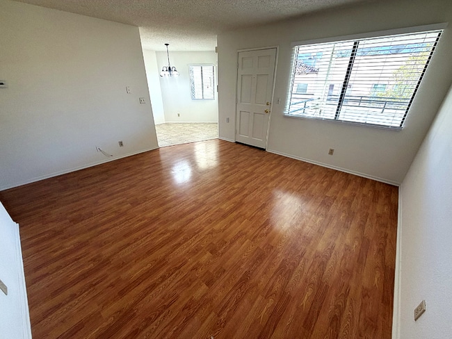 503 S Adams St in Glendale, CA - Foto de edificio - Building Photo