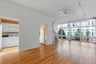 1151 W Eddy St in Chicago, IL - Building Photo - Building Photo