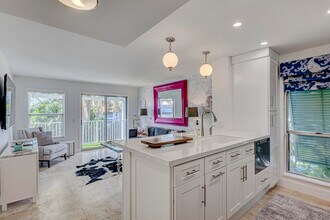 296 Cypress Point Dr in Palm Beach Gardens, FL - Building Photo - Building Photo