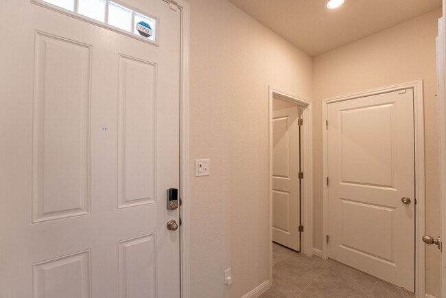 6310 Wolf Pack Dr in Pflugerville, TX - Building Photo - Building Photo