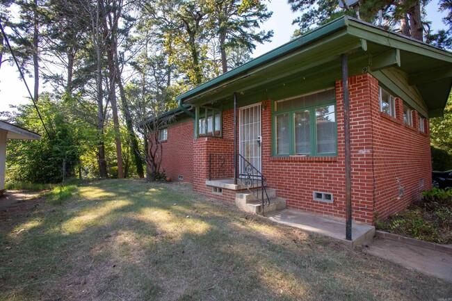 9 Rosemont Dr in Little Rock, AR - Building Photo - Building Photo