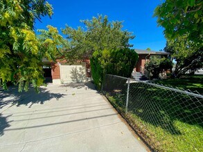 1100 Sutro St in Reno, NV - Building Photo - Building Photo