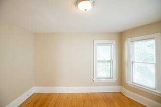 2728 N Murray Ave in Milwaukee, WI - Building Photo - Building Photo