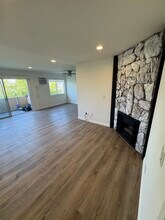 3725 Glendon Ave, Unit 207 in Los Angeles, CA - Building Photo - Building Photo