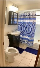 4423 Eberly Ave, Unit 1A in Brookfield, IL - Foto de edificio - Building Photo