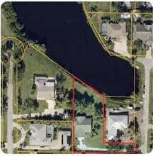 880 Van Gogh Rd in Englewood, FL - Building Photo - Building Photo