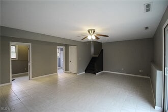 10081 Asbury Rd in Mantua, OH - Building Photo - Building Photo