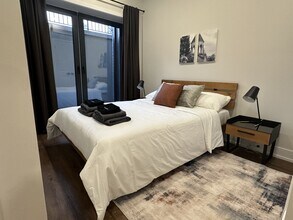 21 Batavia Av in Toronto, ON - Building Photo - Building Photo