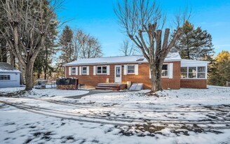 1158 Pine Rd in Carlisle, PA - Building Photo